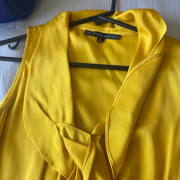 Blouse - Picture 2 of 4